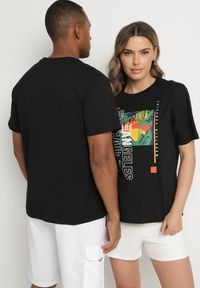 Born2be - Czarna Koszulka T-shirt z Bawełny z Ozdobnym Nadrukiem Savenelle. Kolor: czarny. Materiał: bawełna. Wzór: nadruk. Styl: klasyczny, elegancki #4