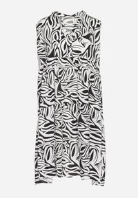 Born2be - Czarna Bawełniana Rozkloszowana Sukienka z Geometrycznym Wzorem Annivaria. Okazja: na co dzień. Typ kołnierza: dekolt w kształcie V. Kolor: czarny. Materiał: bawełna. Wzór: geometria. Typ sukienki: rozkloszowane. Styl: klasyczny, casual, elegancki #6