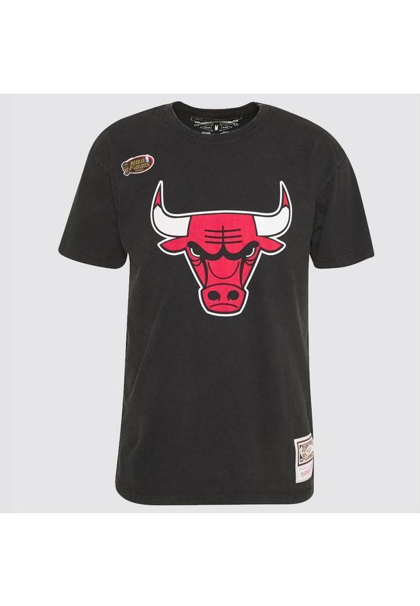 Mitchell & NessT - s h i r t Chicago Bulls. Kolor: czerwony, wielokolorowy, czarny