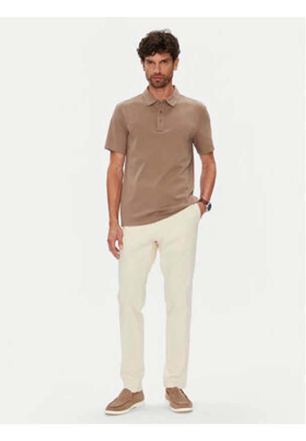 Michael Kors Polo CS15073C93 Brązowy Regular Fit. Typ kołnierza: polo. Kolor: brązowy. Materiał: bawełna