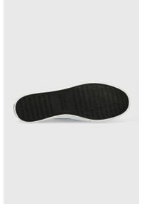 Tommy Jeans trampki męskie kolor czarny. Nosek buta: okrągły. Zapięcie: sznurówki. Kolor: czarny. Materiał: bawełna. Szerokość cholewki: normalna