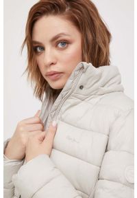 Pepe Jeans kurtka Maddie damska kolor beżowy zimowa. Kolor: beżowy. Materiał: materiał. Sezon: zima #4