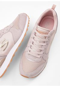 bonprix - Sneakersy Skechers z pianką memory. Kolor: różowy