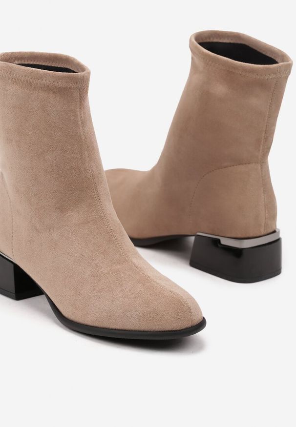 Born2be - Beżowe Botki na Obcasie z Metaliczną Wstawką Iriseia. Kolor: beżowy. Materiał: jeans. Obcas: na obcasie. Styl: wizytowy, elegancki. Wysokość obcasa: średni