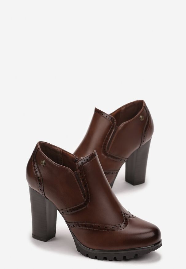 Renee - Brązowe Zasuwane Botki na Obcasie Liniwen. Okazja: na co dzień. Kolor: brązowy. Materiał: jeans. Obcas: na obcasie. Styl: casual, elegancki. Wysokość obcasa: średni