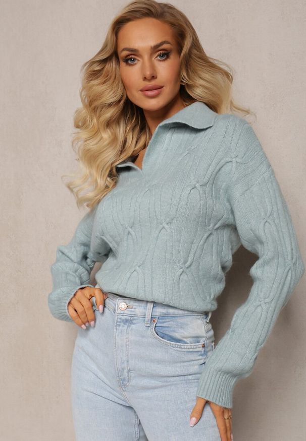 Renee - Miętowy Sweter z Dekoltem w Serek i Ozdobnym Splotem Travissa. Typ kołnierza: dekolt w serek. Kolor: miętowy. Wzór: ze splotem. Styl: elegancki