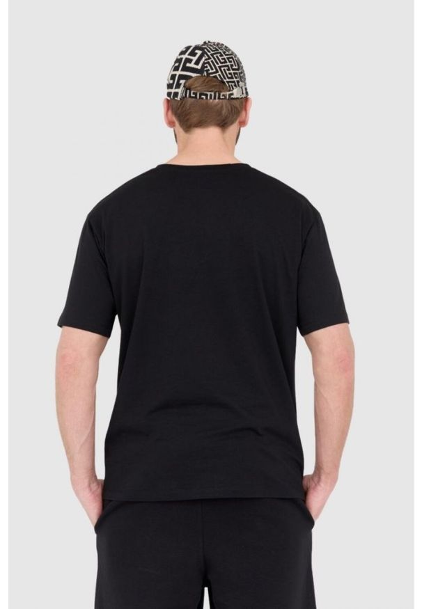 Balmain - BALMAIN Czarny t-shirt męski z drukowanym białym logo, Rozmiar S. Kolor: czarny