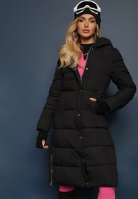 Renee - Czarna Pikowana Długa Kurtka z Kapturem i Napami Tisima. Okazja: na co dzień. Typ kołnierza: kaptur. Kolor: czarny. Materiał: jeans. Długość rękawa: długi rękaw. Długość: długie. Styl: elegancki, casual #5