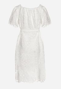 Born2be - Biała Ażurowa Sukienka z Bawełną i Paskiem z Klamrą Mimixa. Okazja: na co dzień. Kolor: biały. Materiał: bawełna. Długość rękawa: krótki rękaw. Wzór: ażurowy. Typ sukienki: proste. Styl: casual, klasyczny #4