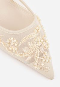 Born2be - Beżowe Siateczkowe Szpilki VICES Ozdobione Kwiatami i Perełkami Nikmanas. Zapięcie: sprzączka. Kolor: beżowy. Materiał: koronka. Wzór: kwiaty, aplikacja. Obcas: na szpilce. Styl: wizytowy, klasyczny, elegancki #5