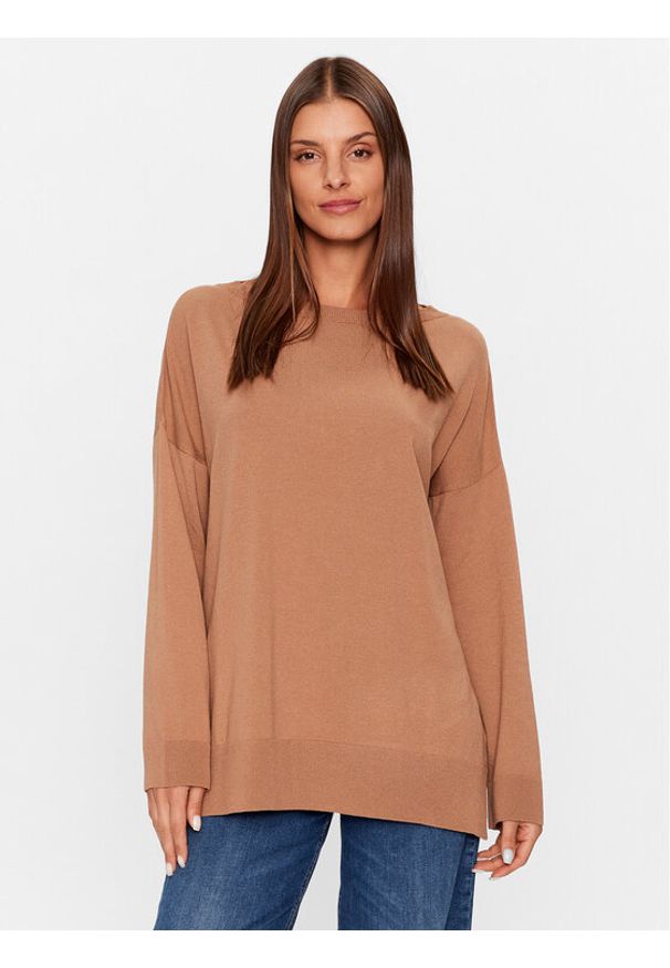 Kontatto Sweter 3M1141 Brązowy Regular Fit. Kolor: brązowy. Materiał: wiskoza