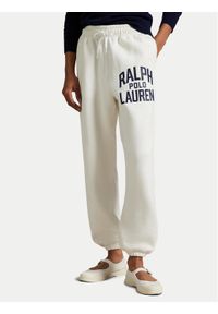 Polo Ralph Lauren Spodnie dresowe 211971758002 Biały Tapered Fit. Kolor: biały. Materiał: bawełna