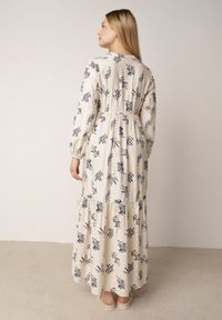 Born2be - Jasnobeżowa Rozkloszowana Sukienka z Wiskozy z Dekoltem na Guziki Watesa. Okazja: na co dzień. Kolor: beżowy. Materiał: wiskoza. Typ sukienki: rozkloszowane, proste. Styl: boho, casual #5