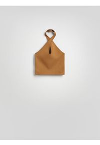 Reserved - Top z dekoltem halter - brązowy. Typ kołnierza: dekolt halter. Kolor: brązowy. Materiał: wiskoza, dzianina