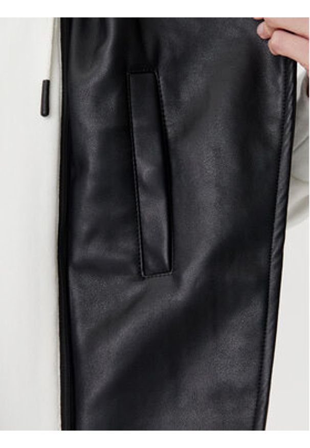 Karl Lagerfeld Jeans Kurtka przejściowa A1W15012 Czarny Regular Fit. Kolor: czarny. Materiał: bawełna