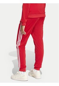 Adidas - adidas Spodnie dresowe adicolor SST KE2861 Czerwony Regular Fit. Kolor: czerwony. Materiał: syntetyk #5