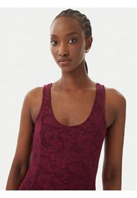 Vero Moda Sukienka koktajlowa Salina 10356493 Fioletowy Regular Fit. Kolor: fioletowy. Materiał: syntetyk. Styl: wizytowy #2