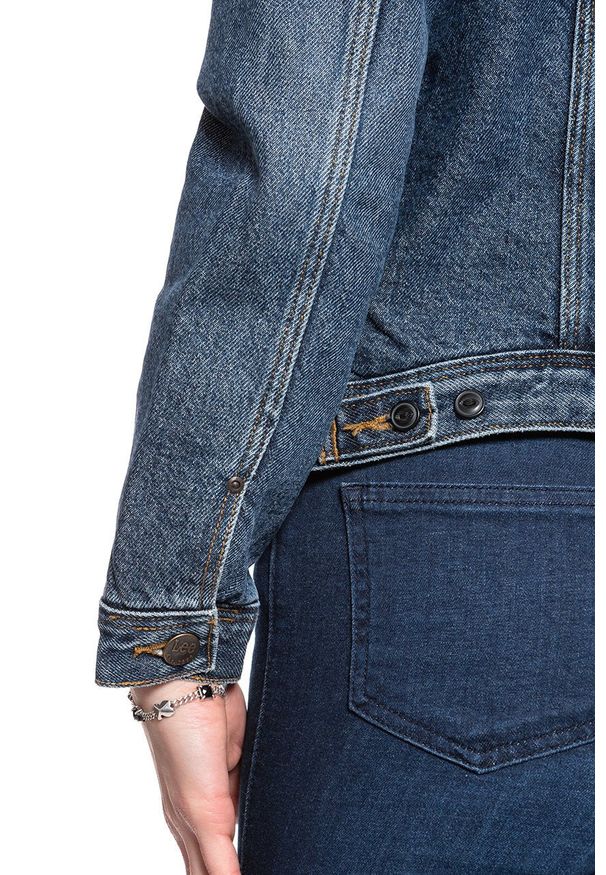 Lee - DAMSKA KURTKA ZIMOWA LEE SHERPA RIDER VINTAGE WORN L54VRDJK 112112995. Materiał: jeans. Sezon: zima. Styl: vintage
