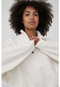 Napapijri bluza bawełniana damska kolor beżowy z aplikacją. Kolor: beżowy. Materiał: bawełna. Długość rękawa: długi rękaw. Długość: krótkie. Wzór: aplikacja
