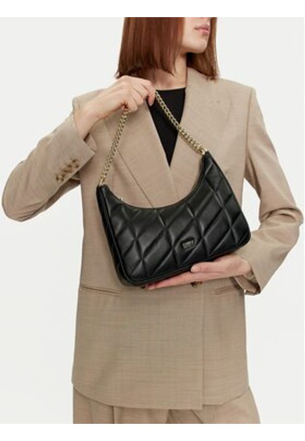 DKNY Torebka Betty R34EBB22 Czarny. Kolor: czarny. Materiał: skórzane