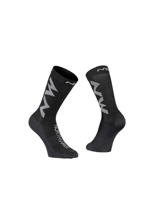 Skarpety rowerowe NORTHWAVE EXTREME AIR SOCK czarno szare. Kolor: szary. Sport: kolarstwo