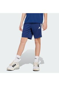 Adidas - Szorty dla dzieci z 3 paskami Train Essentials. Okazja: na uczelnię. Kolor: niebieski, wielokolorowy, biały. Technologia: ClimaCool (Adidas). Styl: sportowy. Sport: joga i pilates