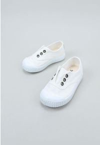 Buty VICTORIA 06627 Biały. Kolor: biały. Materiał: tkanina. Sport: turystyka piesza