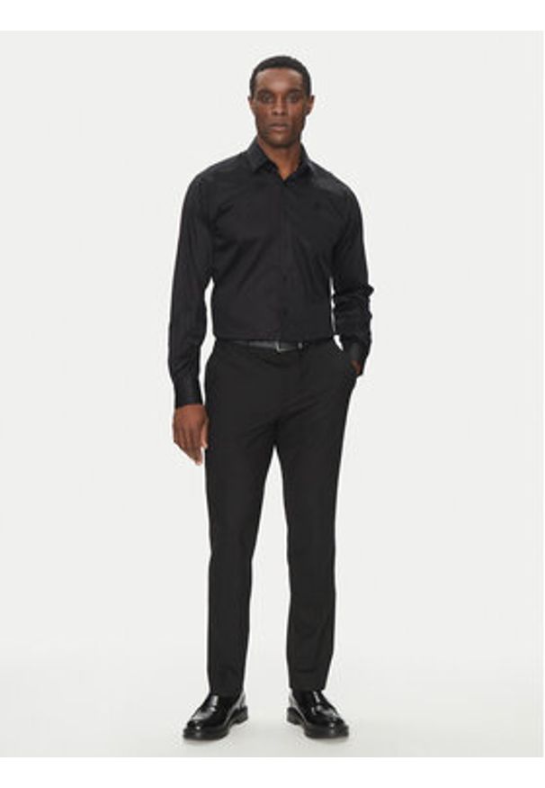 Karl Lagerfeld - KARL LAGERFELD Koszula 605038 552602 Czarny Modern Fit. Typ kołnierza: dekolt w karo. Kolor: czarny. Materiał: bawełna
