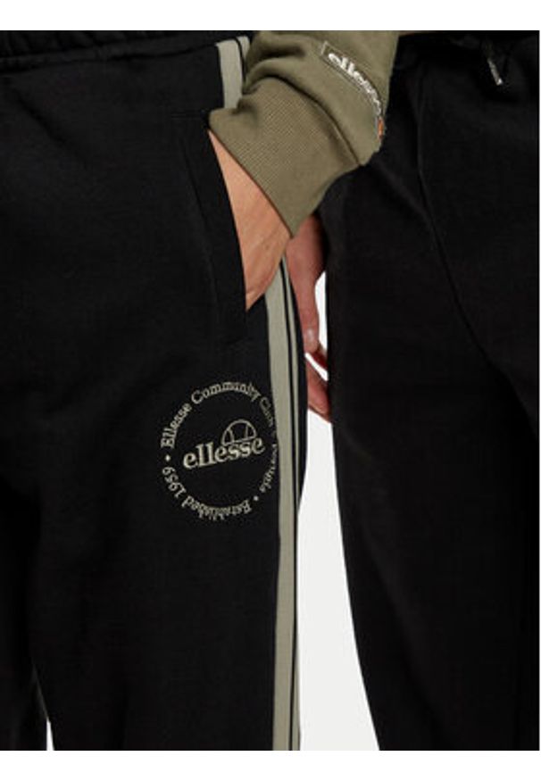 Ellesse Spodnie dresowe Unisex Nioro SHX21064 Czarny Regular Fit. Kolor: czarny. Materiał: bawełna