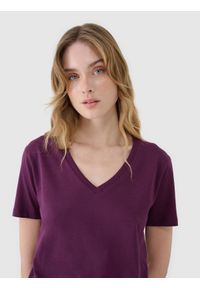 4f - 4F T-shirt oversize z modalem damski - fioletowy XS. Okazja: na co dzień. Typ kołnierza: dekolt w serek. Kolor: fioletowy. Długość: krótkie. Wzór: gładki, ze splotem. Materiał: dzianina, materiał, bawełna, jersey. Długość rękawa: krótki rękaw. Sezon: lato. Styl: klasyczny, sportowy, casual