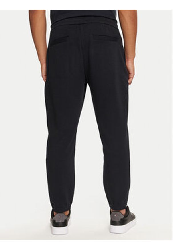 Armani Exchange Spodnie dresowe 6DZPJA ZJNKZ 1510 Granatowy Regular Fit. Kolor: niebieski. Materiał: bawełna