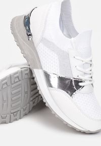 Born2be - Białe Buty Sportowe Savarophe. Nosek buta: okrągły. Zapięcie: bez zapięcia. Kolor: biały. Materiał: materiał, jeans. Szerokość cholewki: normalna
