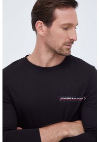 TOMMY HILFIGER - Tommy Hilfiger longsleeve bawełniany kolor czarny z nadrukiem. Kolor: czarny. Materiał: bawełna. Długość rękawa: długi rękaw. Długość: długie. Wzór: nadruk. Styl: klasyczny #3