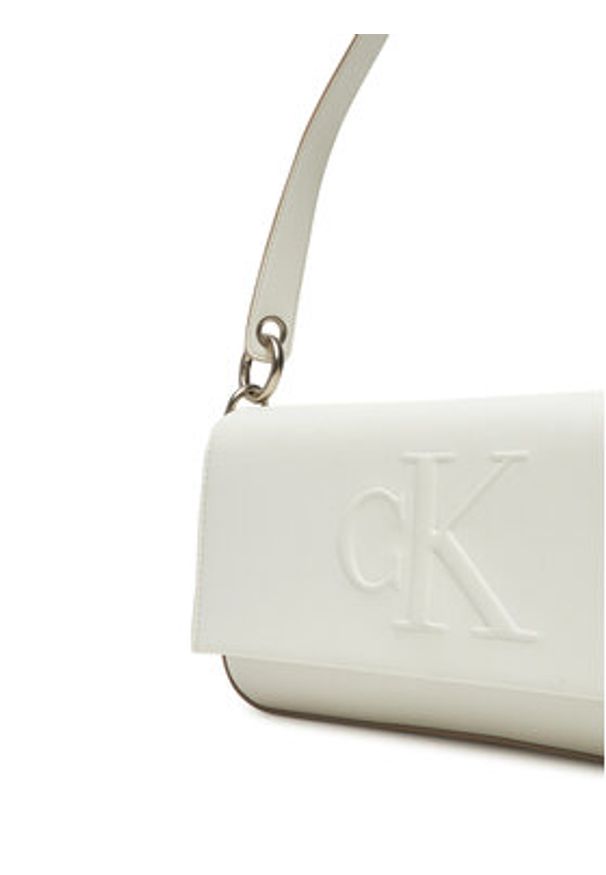 Calvin Klein Torebka Sculpted Flap Shoulder Pouch LV04K3148G Biały. Kolor: biały. Materiał: skórzane