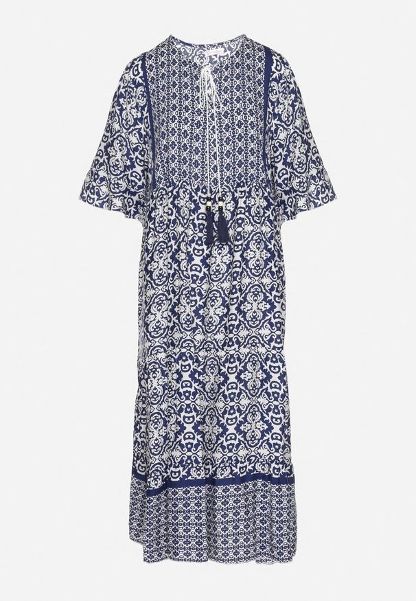 Born2be - Granatowa Bawełniana Sukienka w Stylu Boho z Wiązaniem Przy Dekolcie Orradelle. Okazja: na co dzień. Kolor: niebieski. Materiał: bawełna. Typ sukienki: proste. Styl: boho