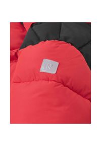 Dziecięca kurtka puchowa Reima Toukola. Kolor: czerwony, wielokolorowy, biały. Materiał: puch. Sezon: zima. Sport: narciarstwo #1