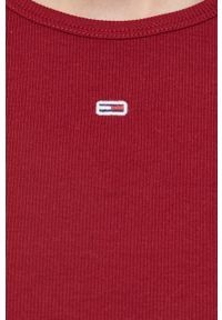 Tommy Jeans t-shirt damski kolor bordowy. Okazja: na co dzień. Kolor: czerwony. Materiał: bawełna, dzianina, prążkowany. Wzór: aplikacja. Styl: casual #2