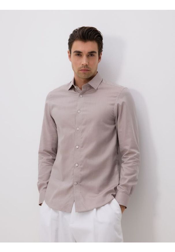 Reserved - Koszula regular z bawełny egipskiej - brudny róż. Kolor: różowy. Materiał: bawełna