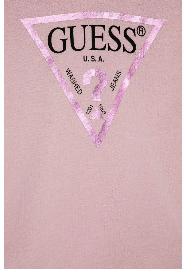 Guess Bluza bawełniana dziecięca kolor różowy z kapturem z nadrukiem. Okazja: na co dzień. Typ kołnierza: kaptur. Kolor: różowy. Materiał: bawełna. Wzór: nadruk. Styl: casual