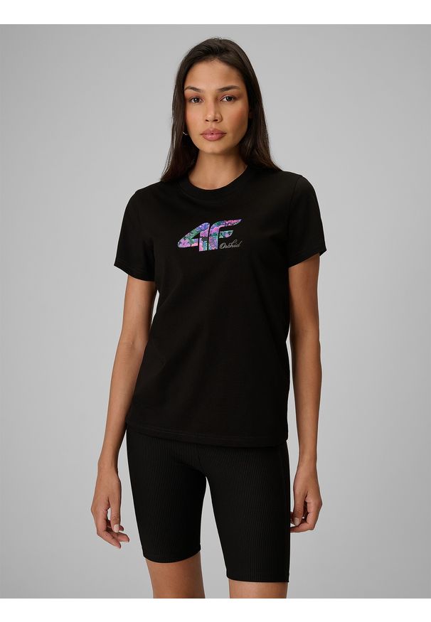 4f - 4F T-shirt regular z nadrukiem damski - czarny L. Okazja: na co dzień, na plażę. Kolor: czarny. Materiał: bawełna, dzianina. Wzór: nadruk. Sezon: lato. Styl: wakacyjny, casual