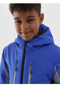 4f - 4F Kurtka narciarska membrana 10000 chłopięca - niebieska 140 (9-10 lat). Okazja: na co dzień. Typ kołnierza: kaptur. Kolor: niebieski. Materiał: poliester, materiał, dzianina, tkanina. Sezon: zima, lato. Styl: klasyczny, casual, sportowy #2