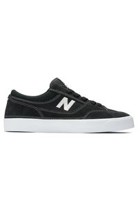 Buty męskie New Balance Numeric NM417LBS – czarne. Kolor: czarny. Materiał: materiał, syntetyk, dresówka, guma. Szerokość cholewki: normalna. Wzór: nadruk