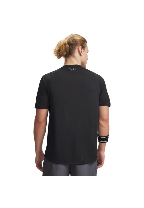 Koszulka Under Armour Tech 2.0 SS Tee (1326413-001). Kolor: czarny. Sport: fitness