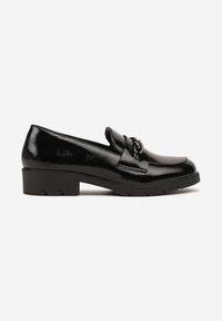 Born2be - Czarne Lakierowane Mokasyny z Łańcuszkiem Arnarie. Okazja: na co dzień. Kolor: czarny. Materiał: lakier. Styl: klasyczny, casual #4
