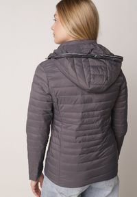 Born2be - Szara Pikowana Kurtka Przejściowa z Kapturem z Lamówką i Ściągaczami Zidara. Okazja: na spacer. Typ kołnierza: kaptur. Kolor: szary. Materiał: poliester, jeans, dresówka #2