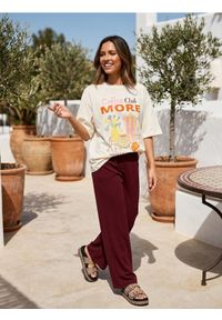 Sinsay - Bawełniana koszulka z motywem kawy i napisem „Coffee Club More” - kremowy. Kolor: kremowy. Materiał: bawełna. Wzór: napisy #1