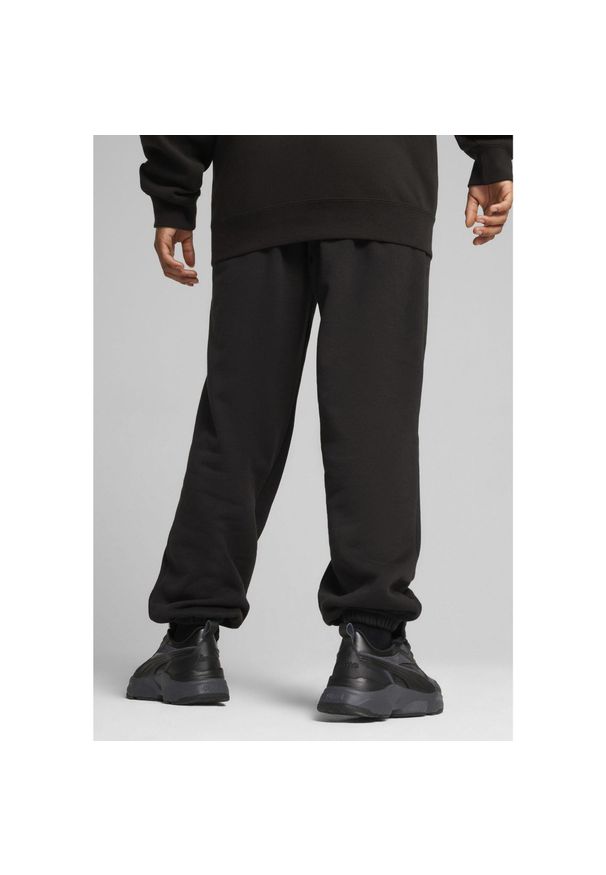 Puma - Spodnie dresowe unisex Essentials Elevated PUMA Black. Kolor: czarny. Materiał: dresówka