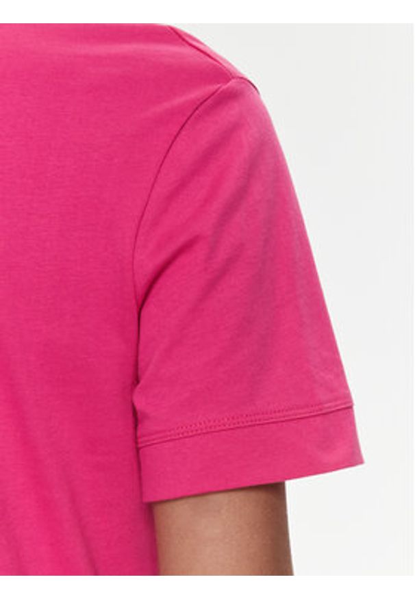 Guess T-Shirt Eleanora V4RI10 K8HM4 Różowy Regular Fit. Kolor: różowy. Materiał: bawełna