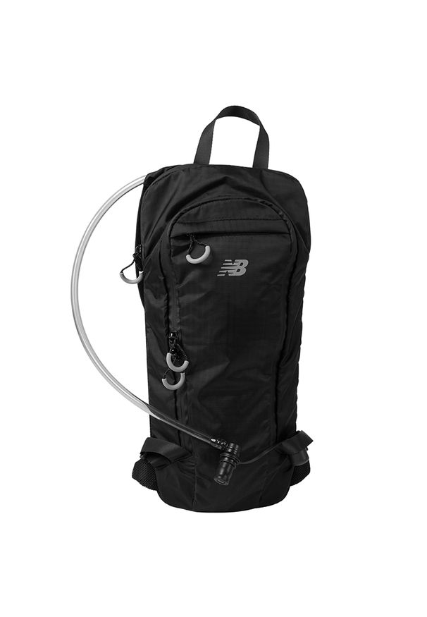 Plecak New Balance LAB23115BK – czarny. Kolor: czarny. Materiał: nylon