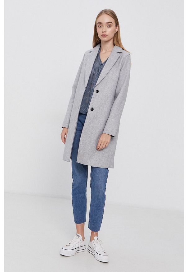 Vero Moda - Jeansy Brenda. Kolor: niebieski